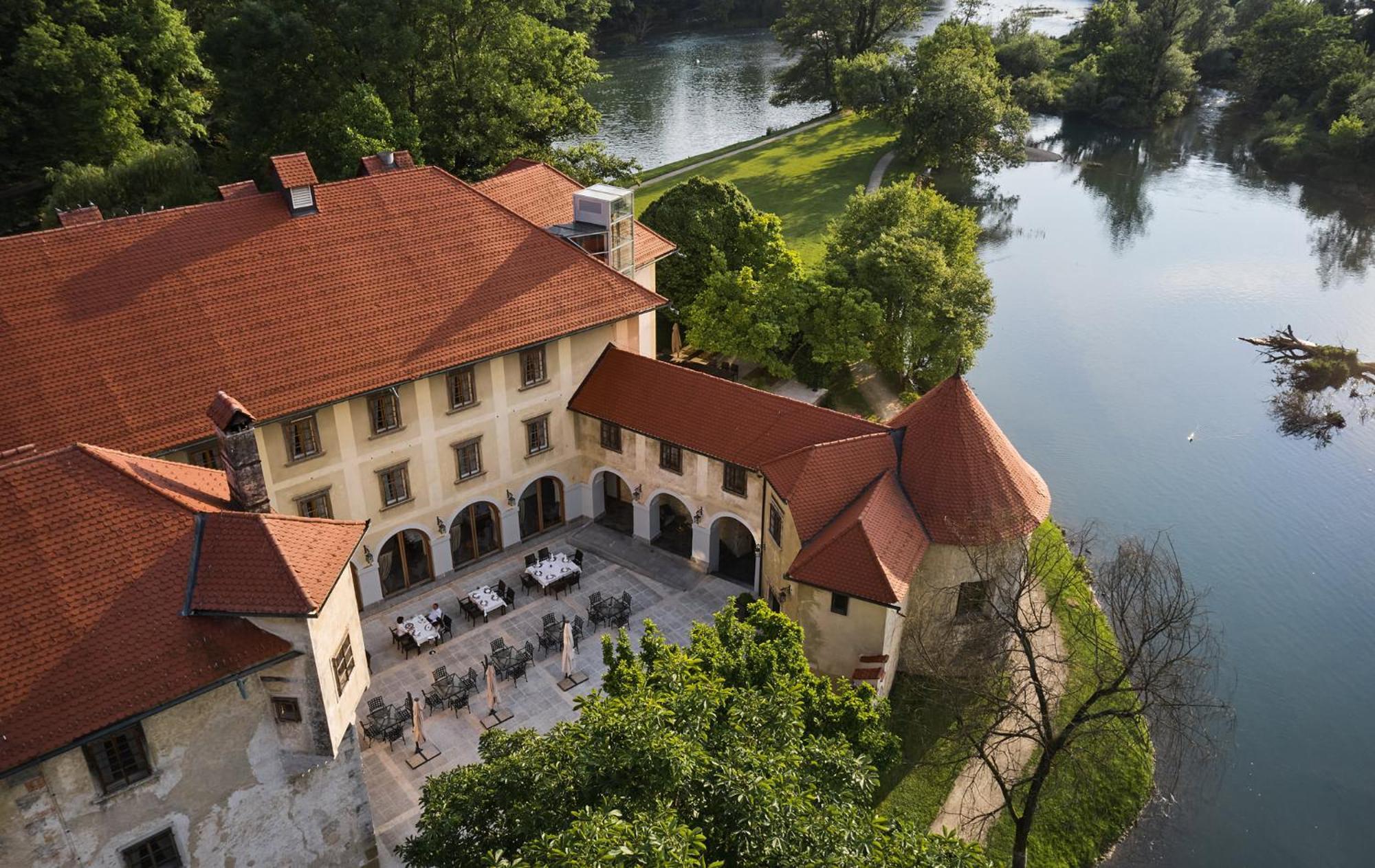 Hotel Grad Otocec - Relais Chateaux Exteriör bild