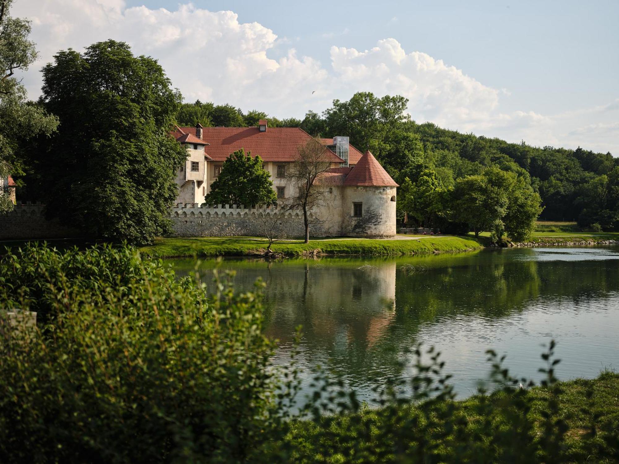 Hotel Grad Otocec - Relais Chateaux Exteriör bild