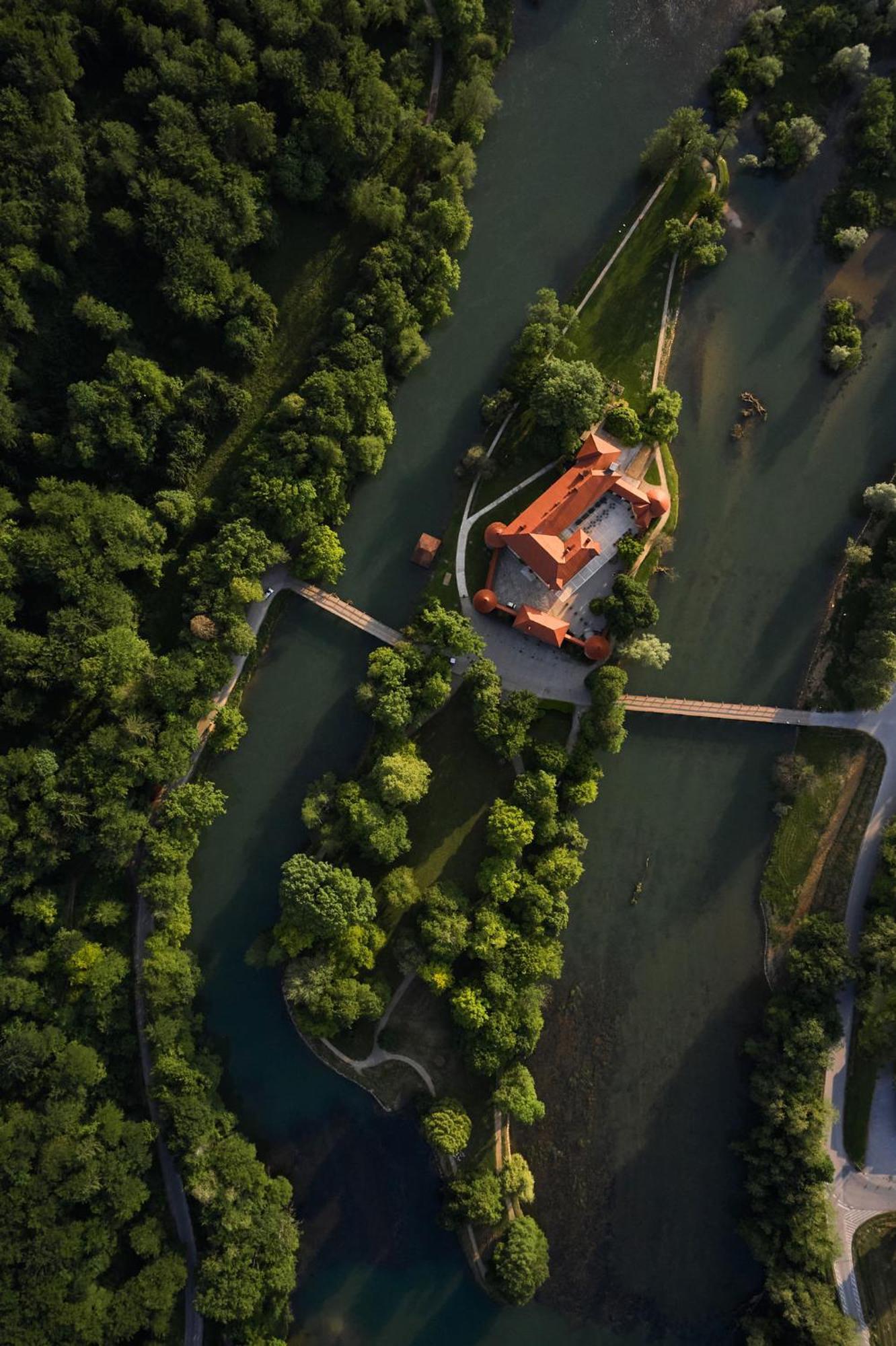 Hotel Grad Otocec - Relais Chateaux Exteriör bild