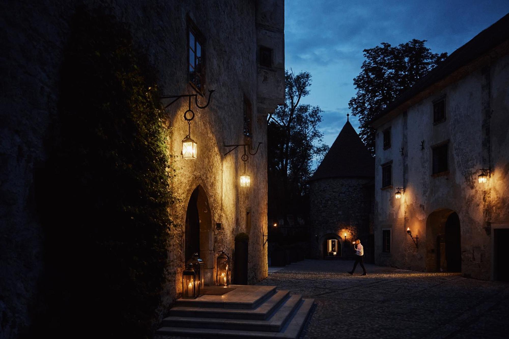 Hotel Grad Otocec - Relais Chateaux Exteriör bild