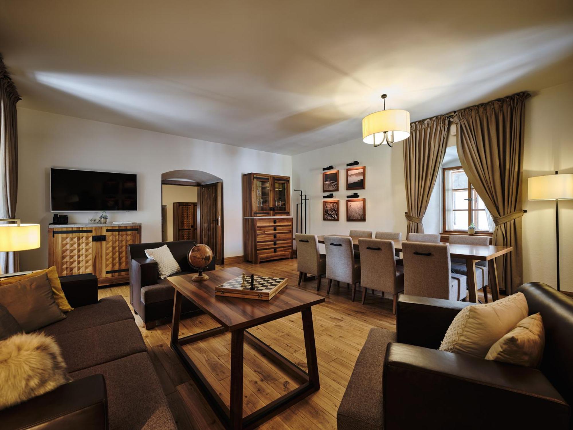 Hotel Grad Otocec - Relais Chateaux Rum bild