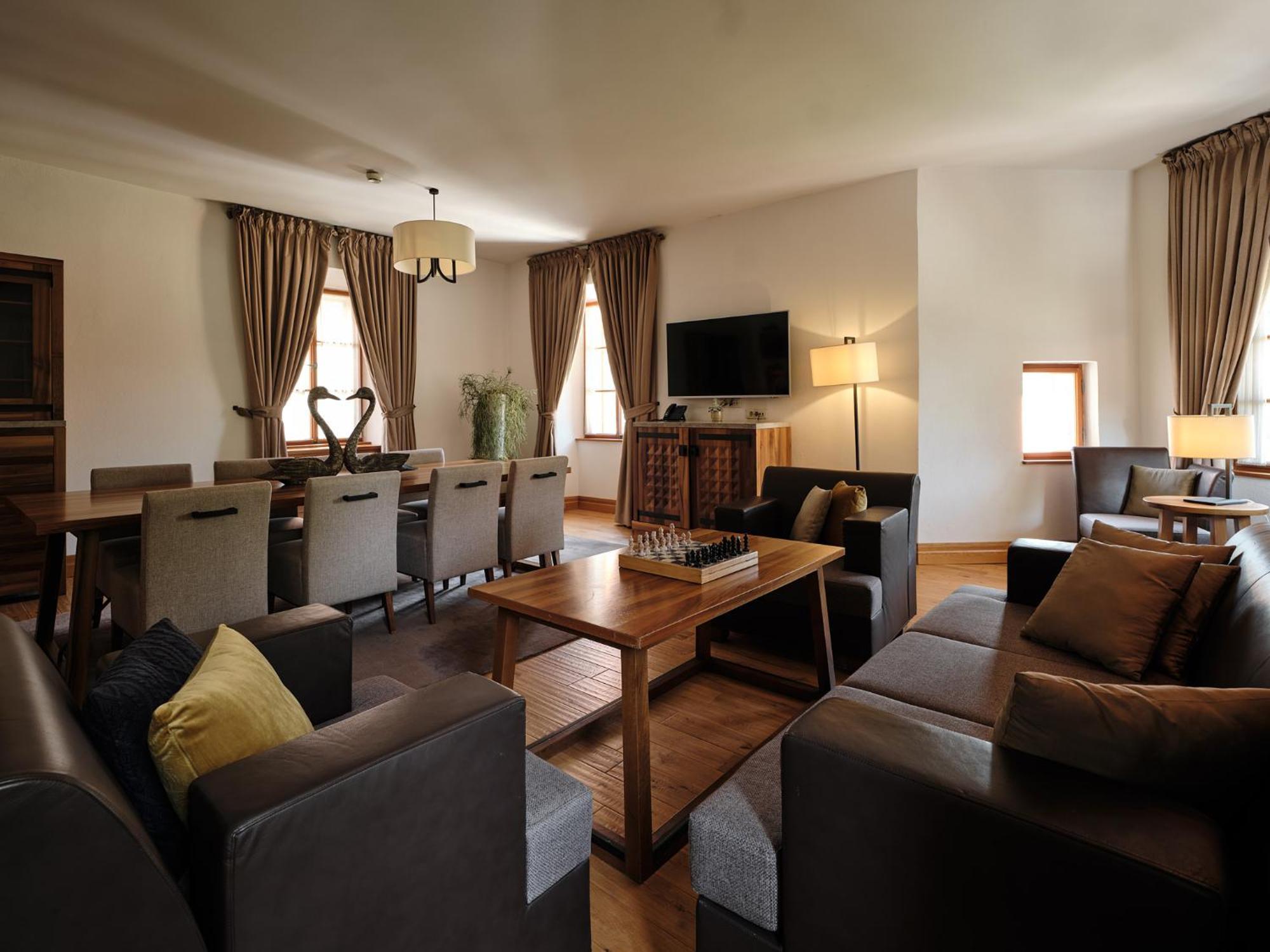 Hotel Grad Otocec - Relais Chateaux Rum bild
