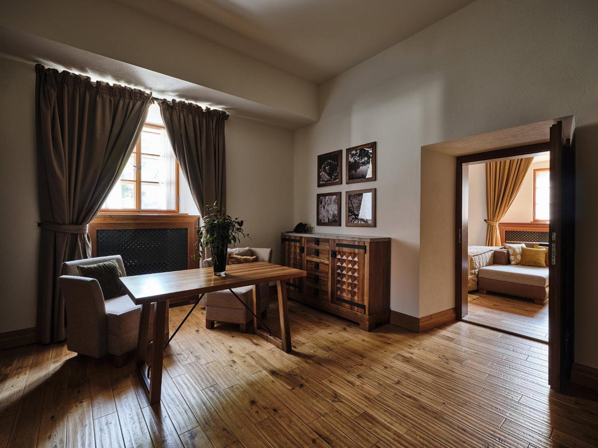 Hotel Grad Otocec - Relais Chateaux Rum bild