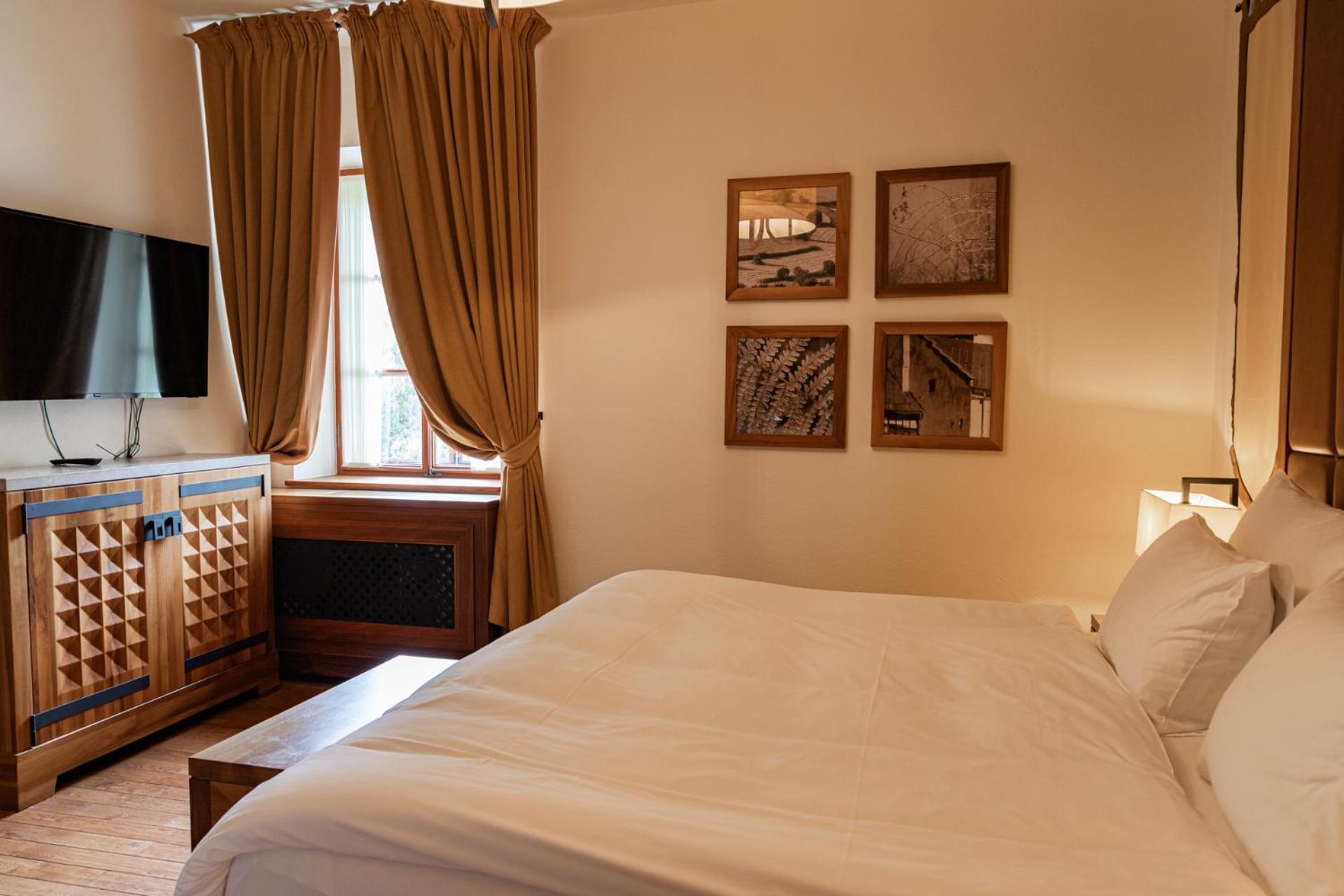 Hotel Grad Otocec - Relais Chateaux Rum bild