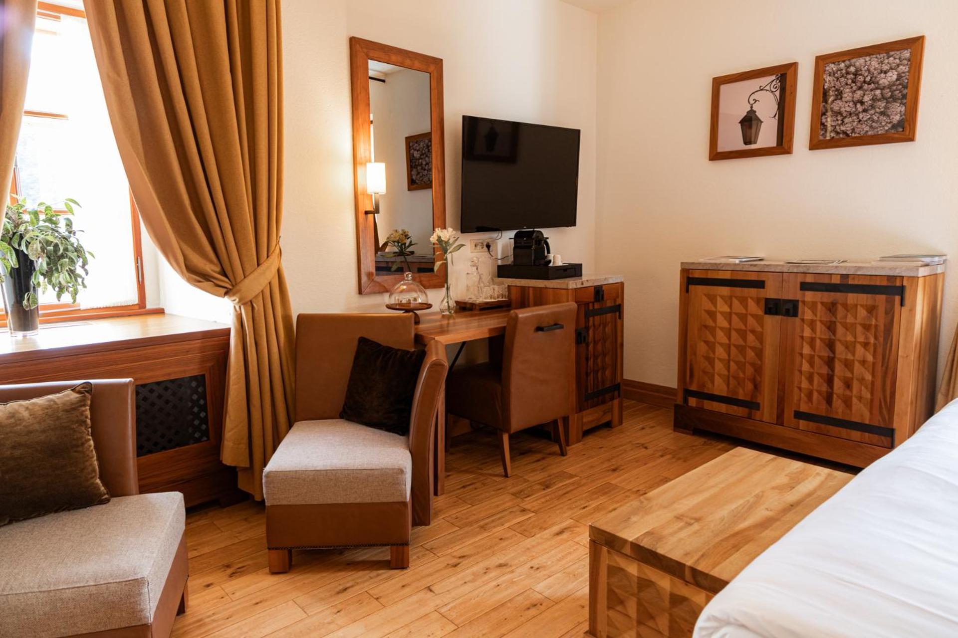 Hotel Grad Otocec - Relais Chateaux Rum bild