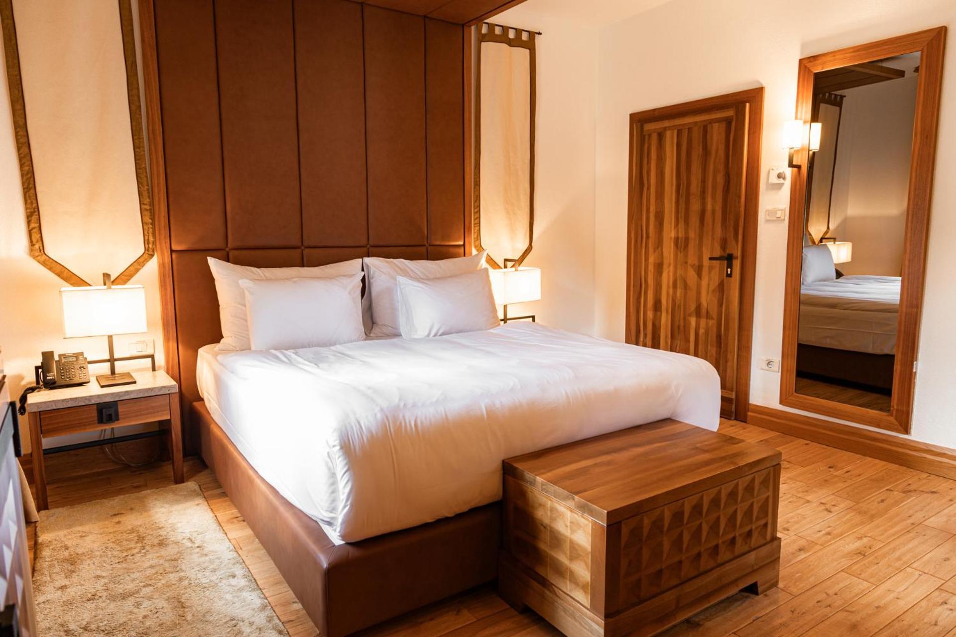 Hotel Grad Otocec - Relais Chateaux Rum bild